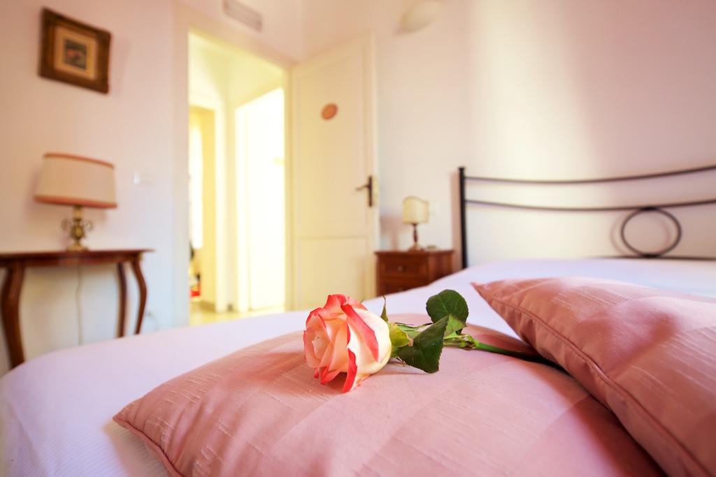 Il Tempio Di Morfeo Bed & Breakfast โรม ภายนอก รูปภาพ